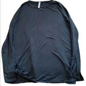 𝅺fabletics long sleeve Tshirt size small